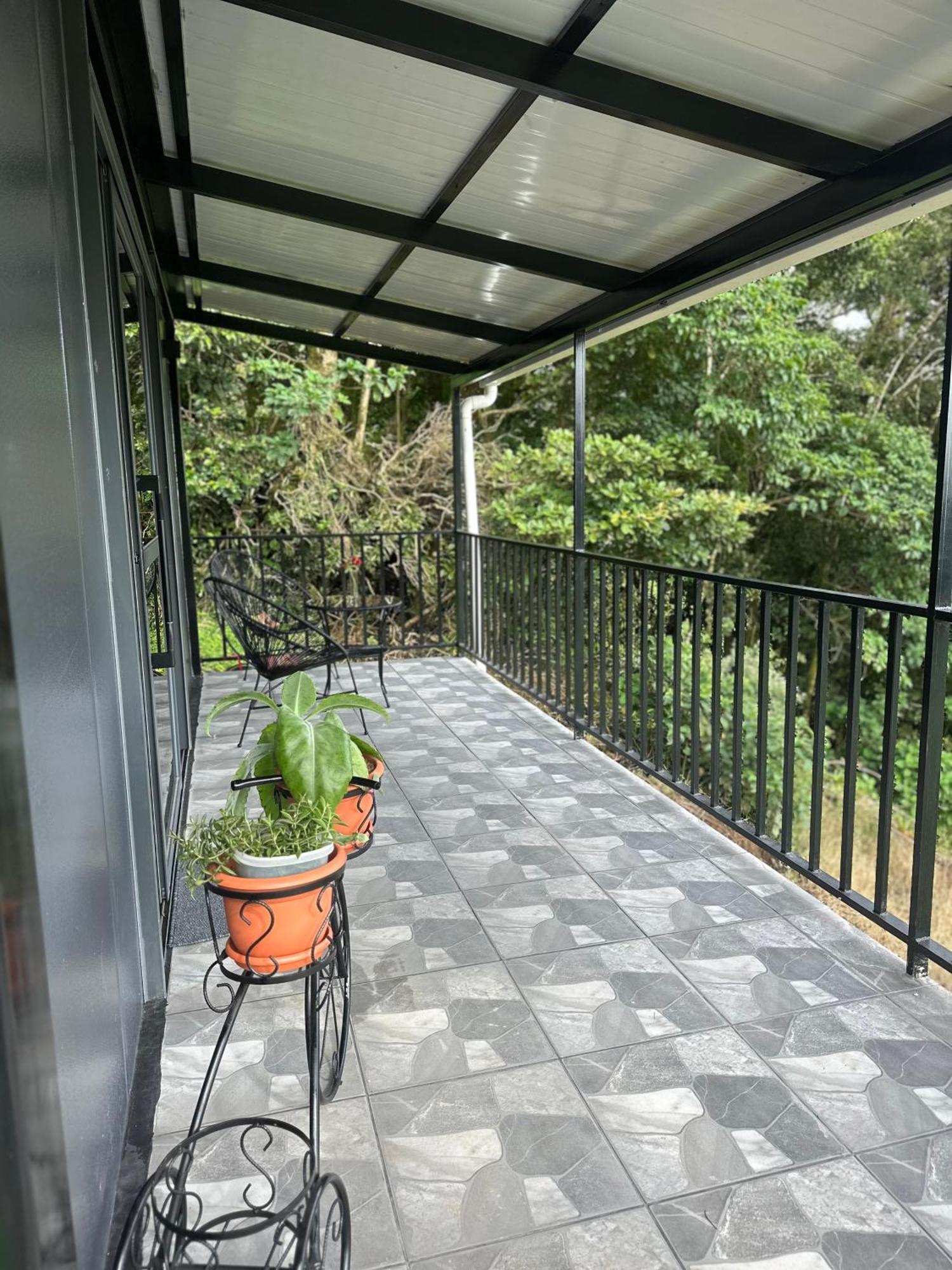 Dadirri House Minicasa Santa Elena Monteverde 외부 사진